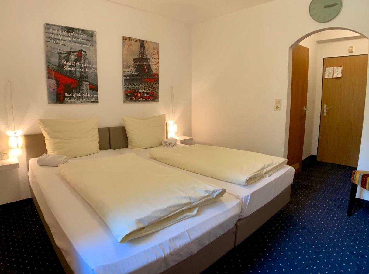 Pension Constantin Erding Extérieur photo